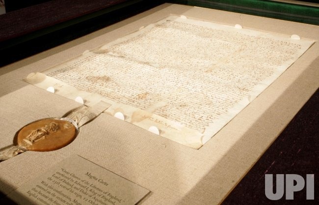 sach hiem trieu do anh 1