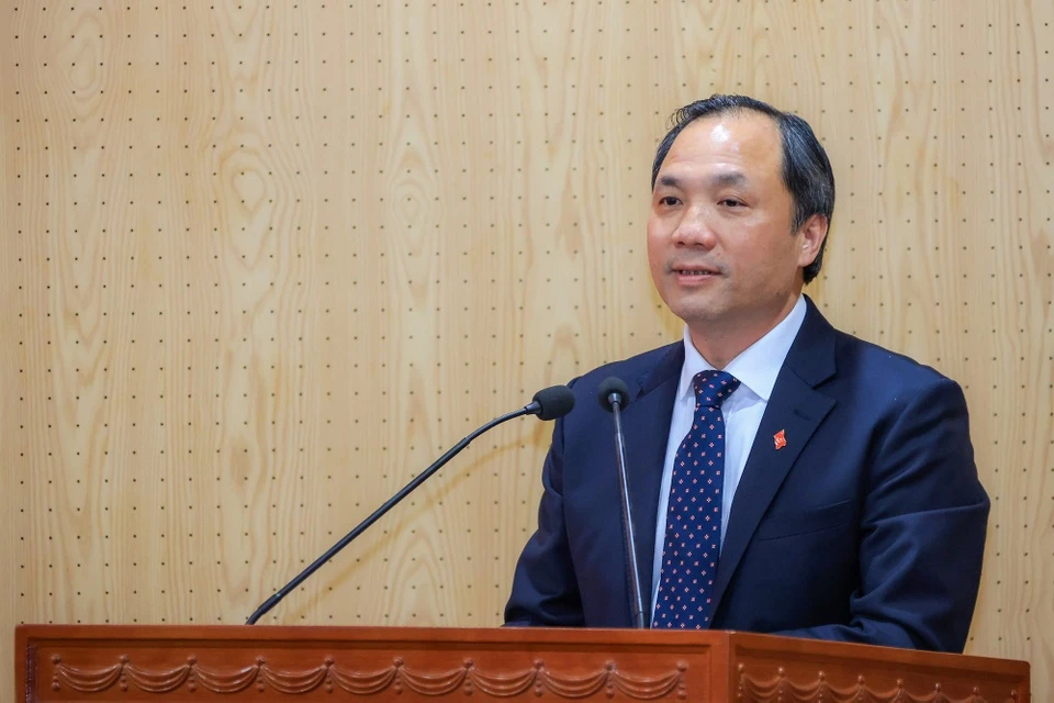 Hoang Trung Dung anh 2