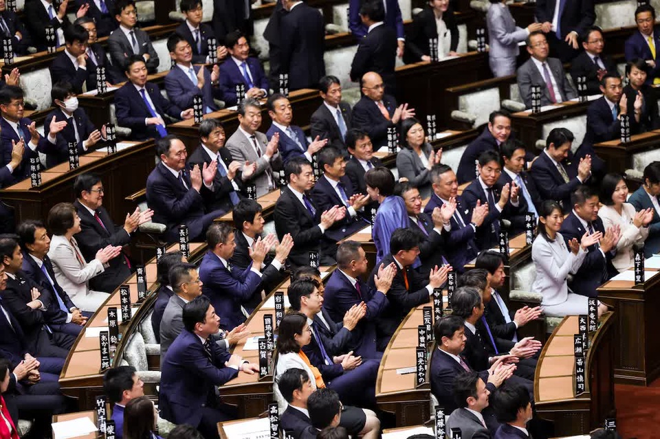 Bà Takaichi 'chơi lớn' hay 'tự làm khó mình'?