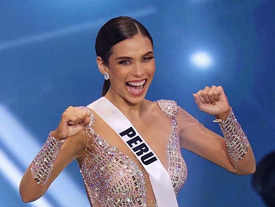 a hau miss universe anh 1