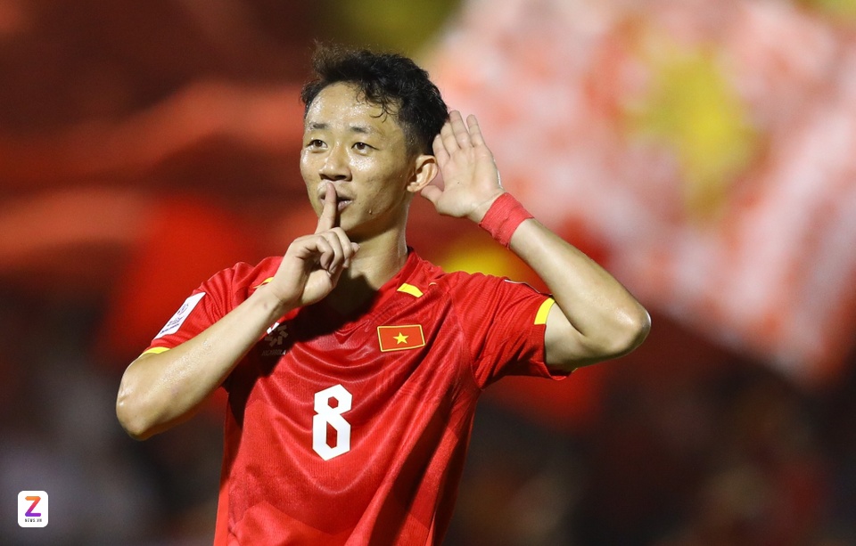 Tuyen Viet Nam vs Lao anh 2