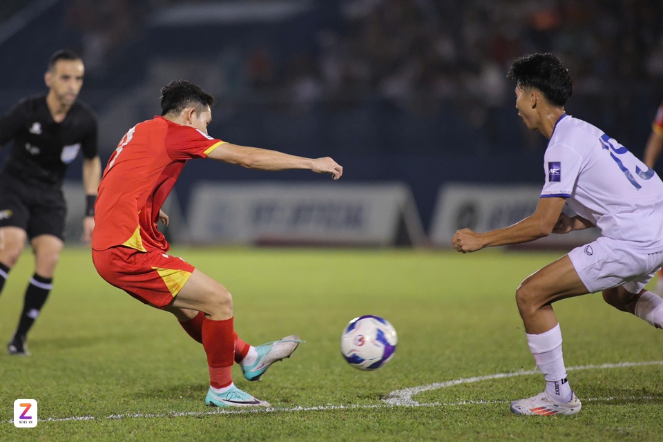 Tuyen Viet Nam vs Lao anh 10