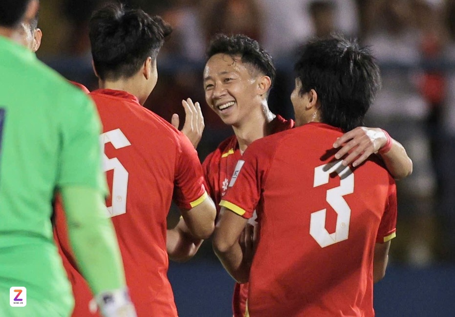 Tuyen Viet Nam vs Lao anh 3