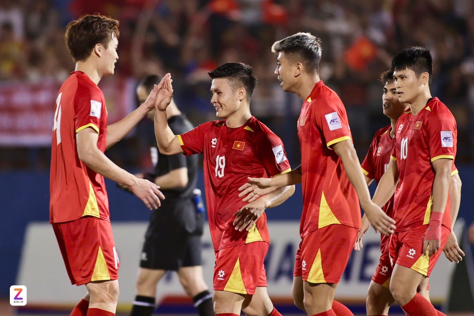 Tuyen Viet Nam vs Lao anh 16