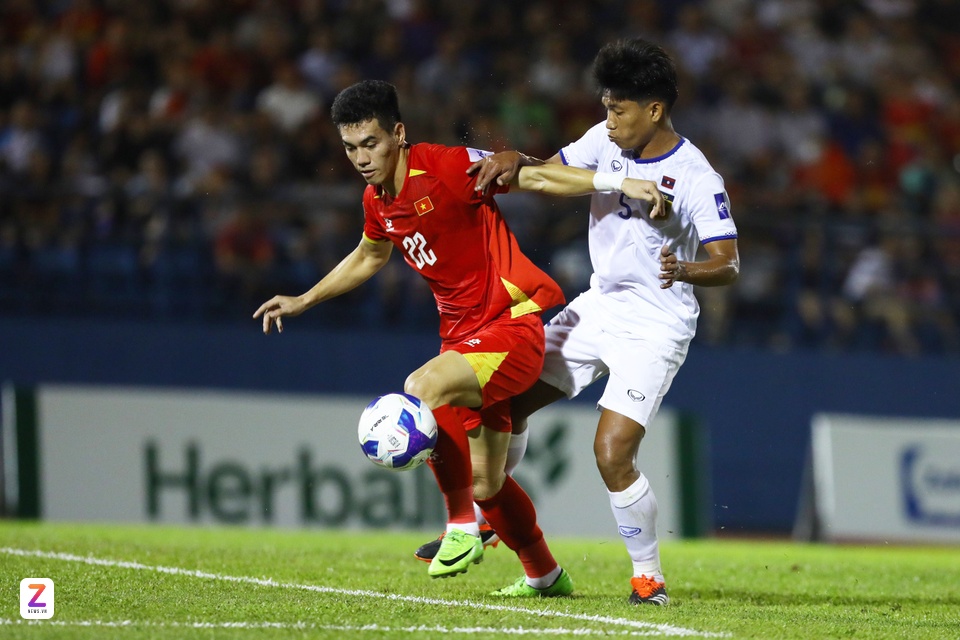 Tuyen Viet Nam vs Lao anh 9