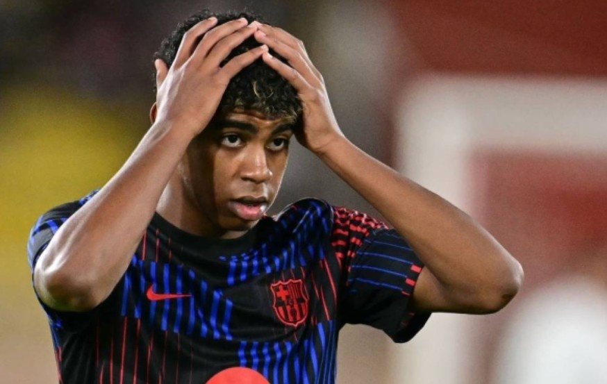 UEFA trừng phạt Barcelona, Chelsea