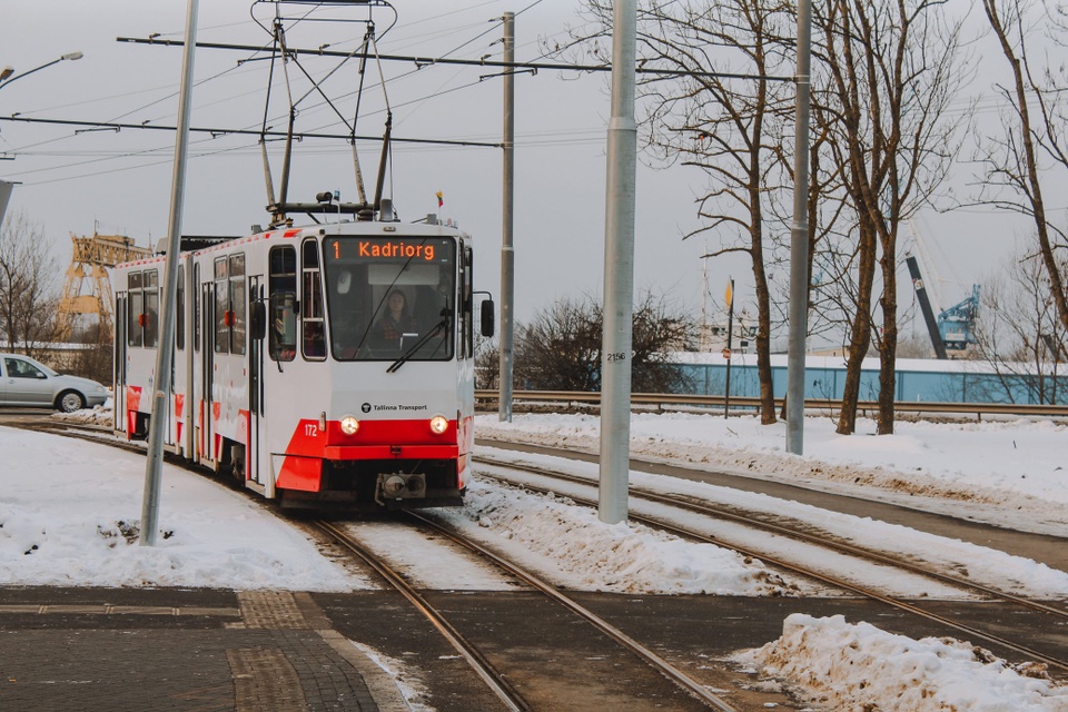 Thanh pho co Tallinn, noi bi thoi gian quen lang hinh anh 10