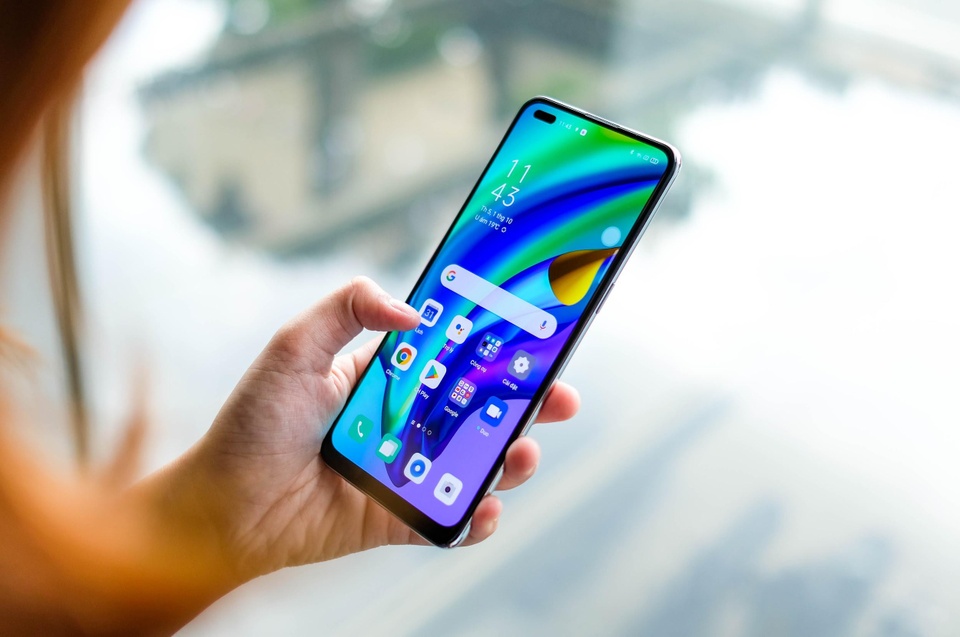 smartphone tam trung anh 7