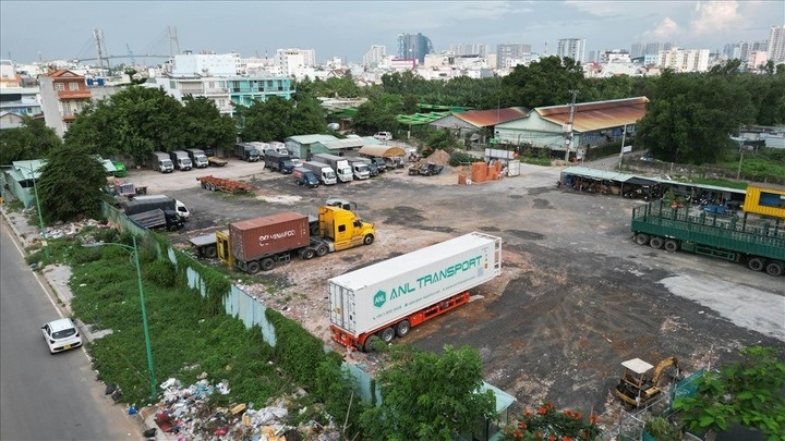 Giá nhà tăng chóng mặt: Dân 'khát' nhà ở xã hội