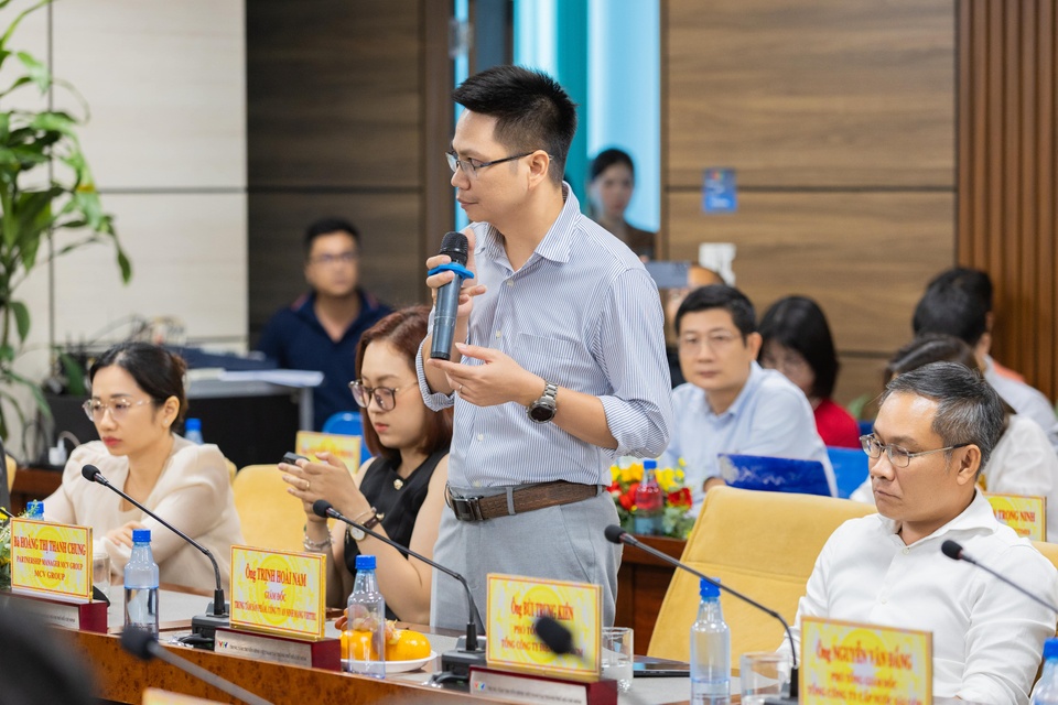 Ai có điện thoại kết nối mạng đều có thể thành tội phạm mạng