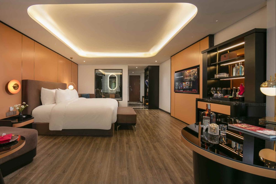 Khach san 10 tang anh 10