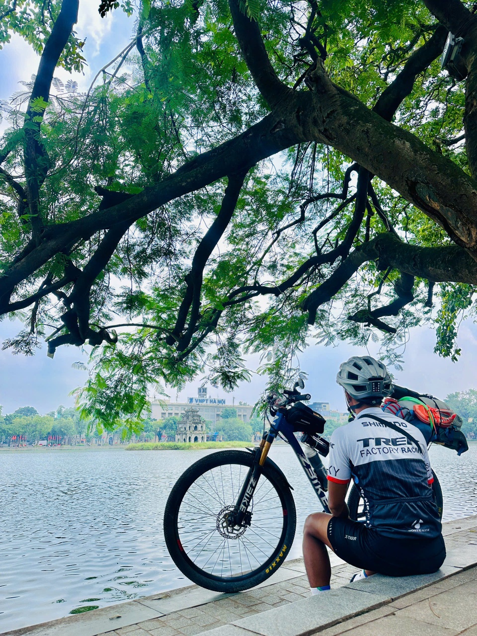 Dap xe xuyen Viet anh 10