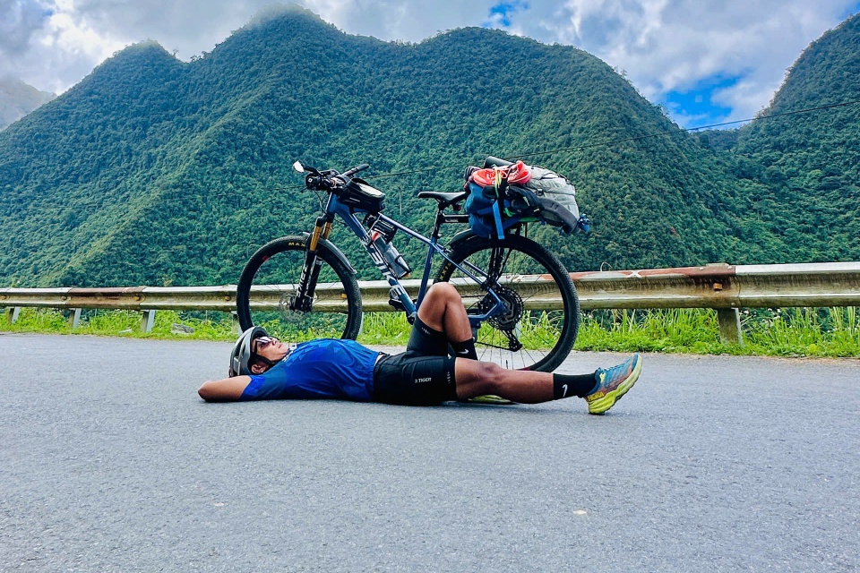 Dap xe xuyen Viet anh 2