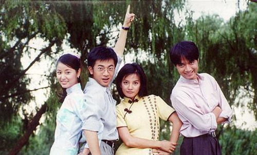 Năm 2001, Tô Hữu Bằng và Triệu Vy tái ngộ trong bộ phim truyền hình mới của nữ văn sĩ Quỳnh Dao - Tân dòng sông ly biệt. Ở tác phẩm này, chàng Ngũ A Ca đã hết yêu Tiểu Yến Tử, chuyển sang theo đuổi nàng Hạ Tử Vy. Triệu Vy bắt cặp với nam ca sĩ kiêm diễn viên Hong Kong Cổ Cự Cơ tái hiện mối tình đầy nước mắt của Lục Y Bình và Hà Thư Hoàn, còn Tô Hữu Bằng cùng Lâm Tâm Như kể lại chuyện tình của chàng phóng viên ảnh Đỗ Phi và nàng tiểu thư Lục Như Bình.