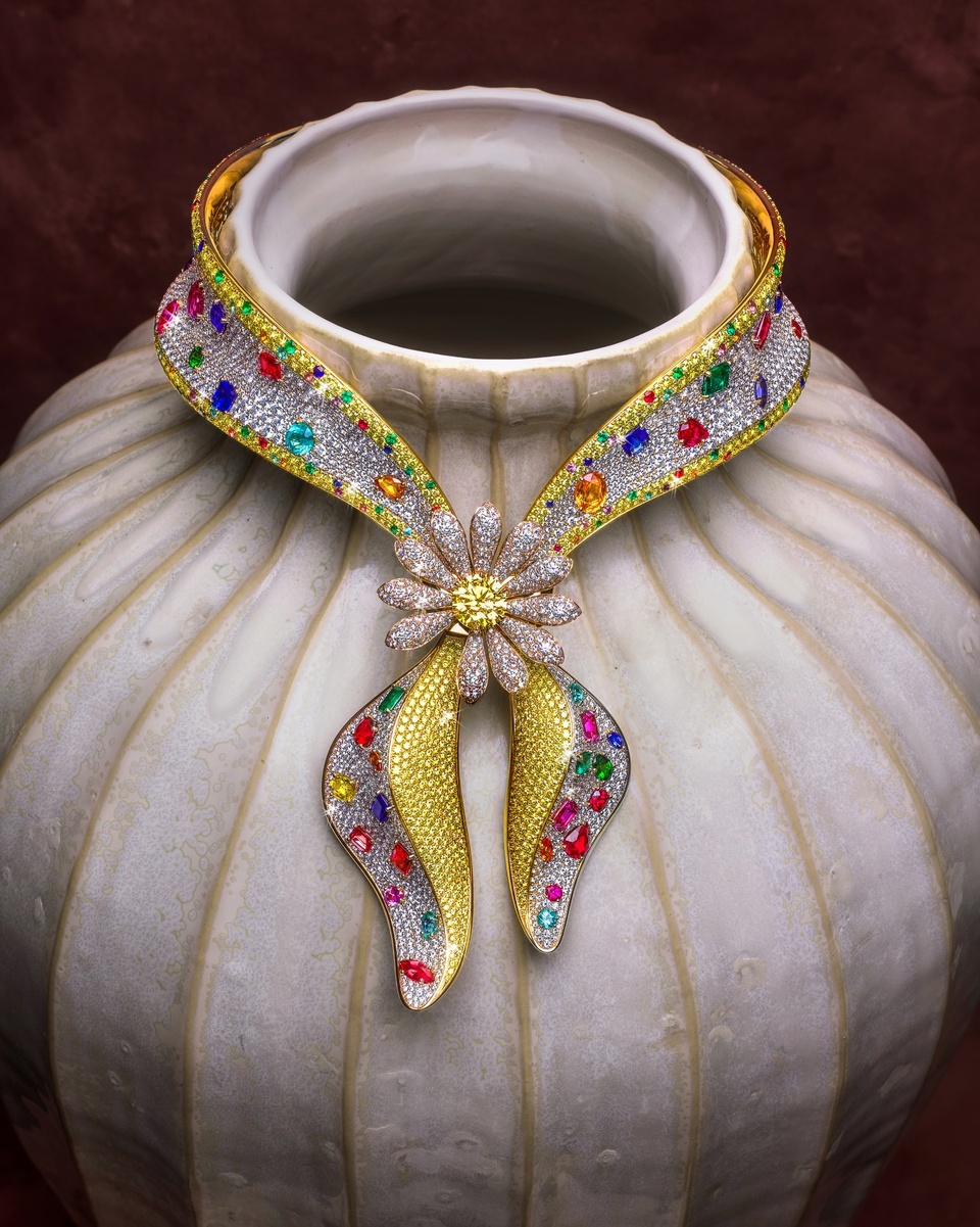 G-Dragon,  khan,  bandana,  Jacob & Co. anh 3