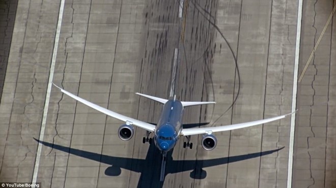 Vietnam Airlines anh 2