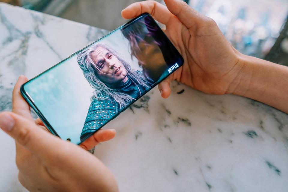 Oppo Find X2 anh 4