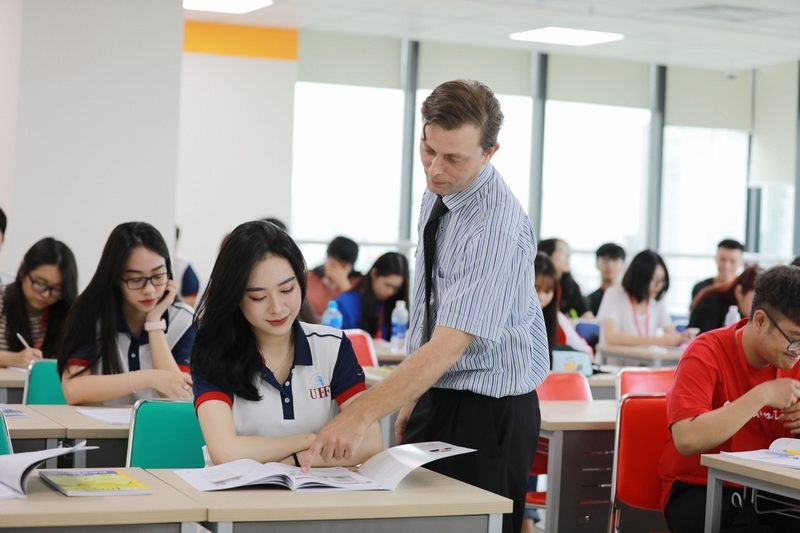 UEF anh 5