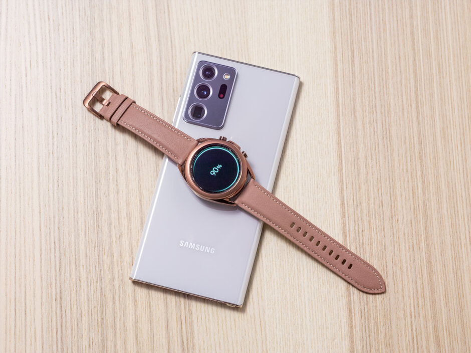 Can canh dong ho Samsung Galaxy Watch3 anh 10