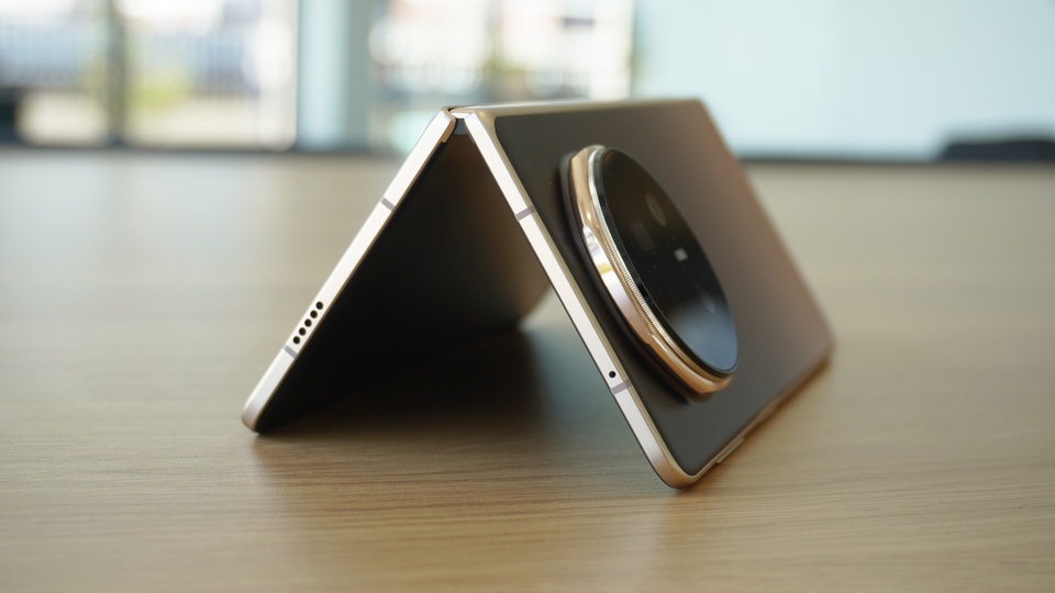 smartphone man hinh gap,  smartphone gap Samsung,  Honor Magic V5,  smartphone sieu mong anh 10