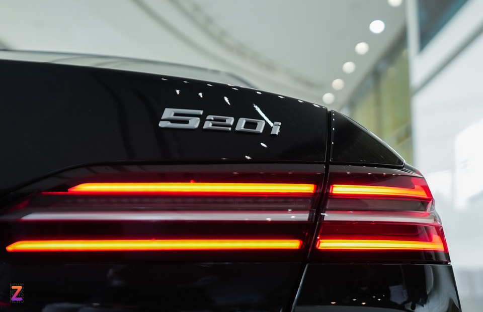 BMW 5 Series anh 20