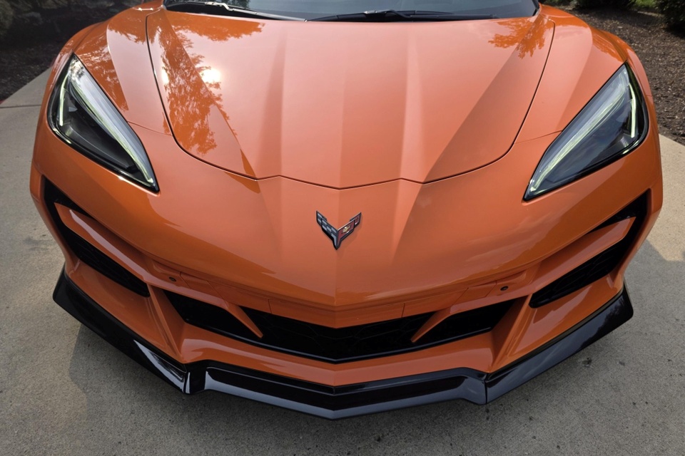 Chevrolet Corvette E-Ray anh 8