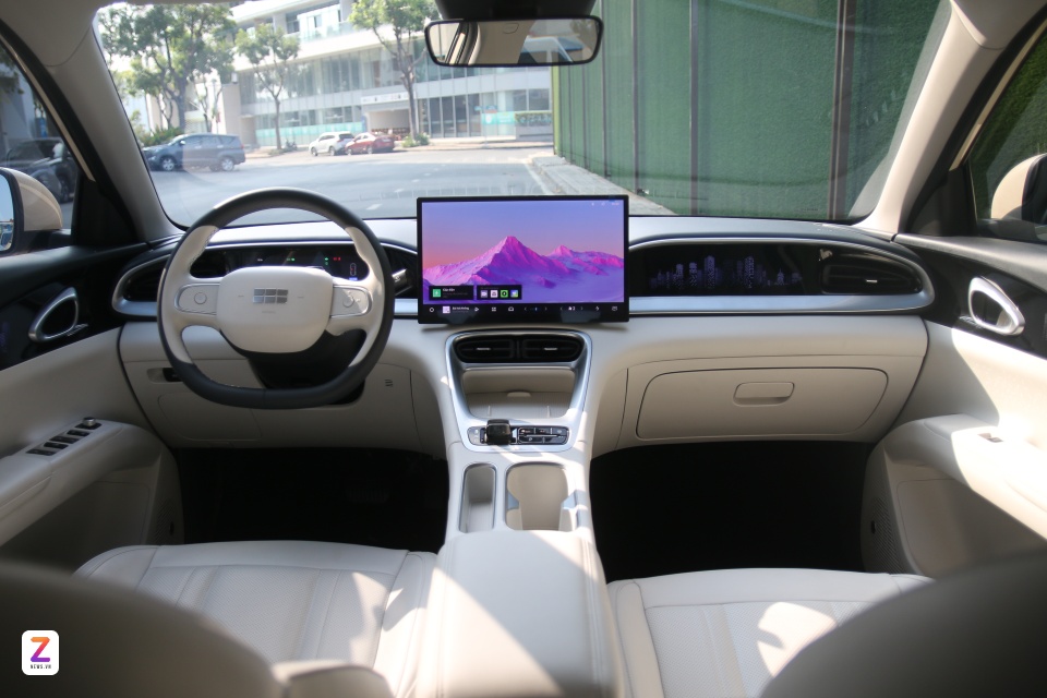 BYD Atto 2,  Geely EX2 anh 10