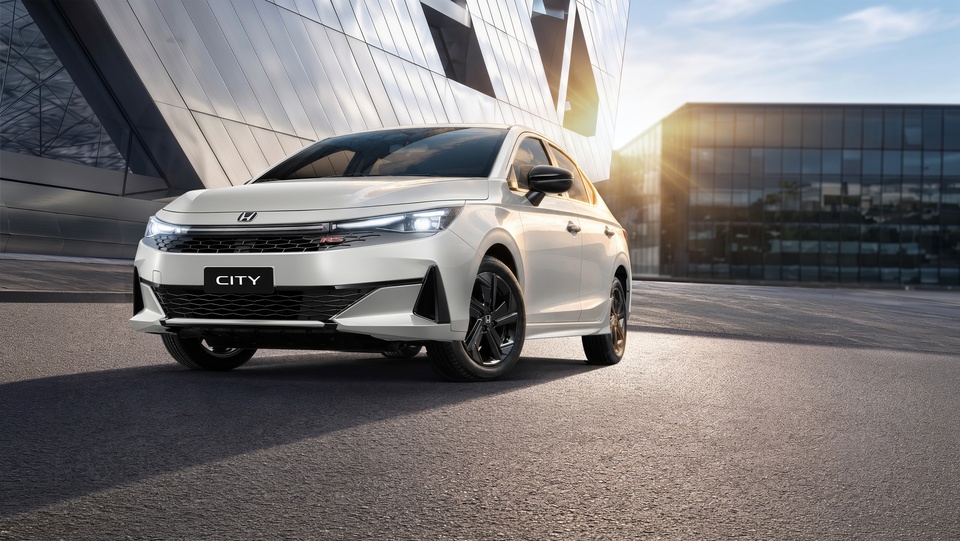 https://photo.znews.vn/w960/Uploaded/yqdlmdxwp/2026_10_12/Honda_City_Facelift_2026_8.jpg