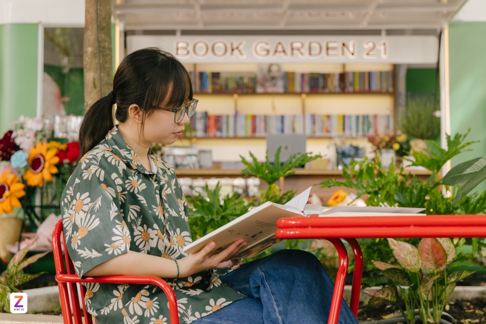 sách ảnh 2