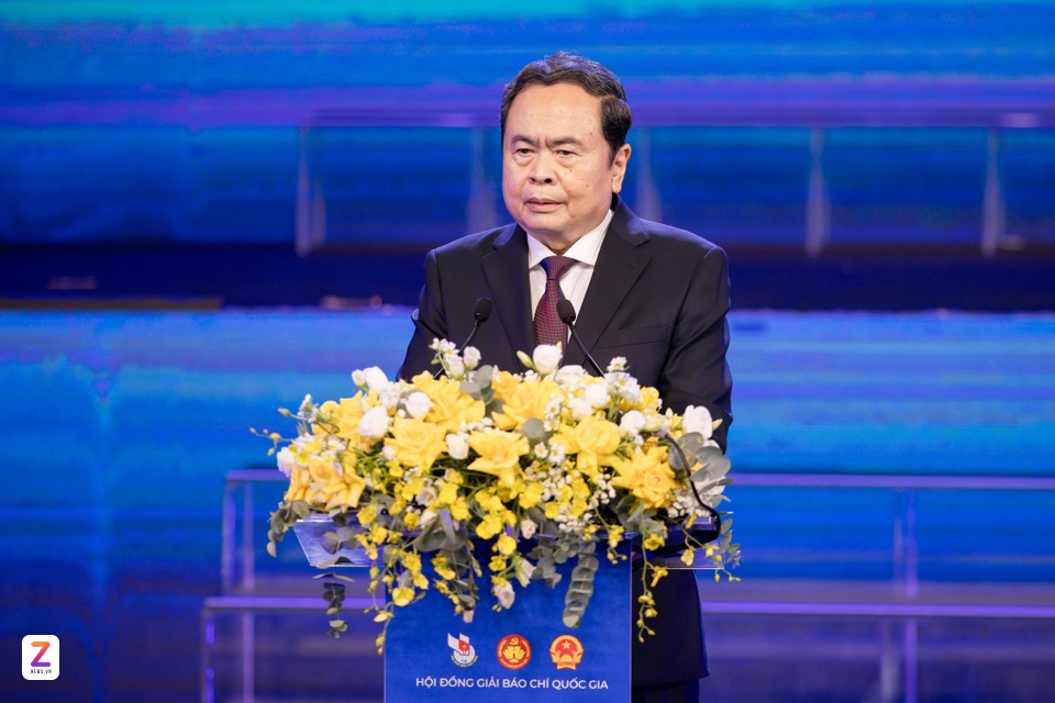 Giai bao chi Quoc gia anh 5