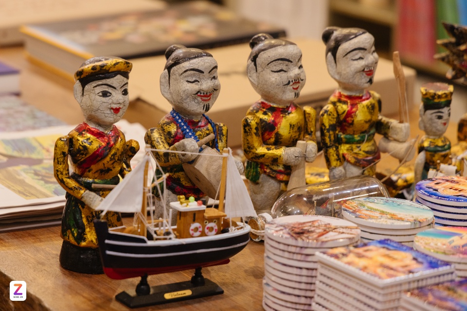 sách ảnh 7