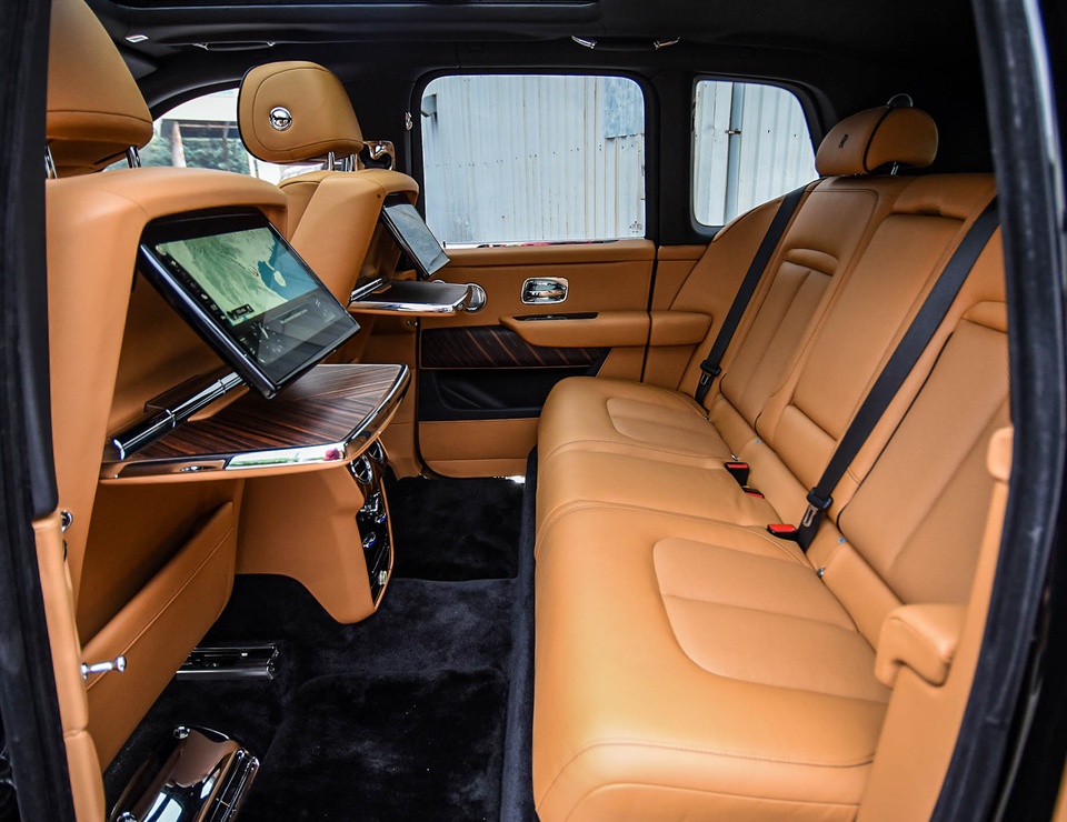 suv,  dat nhat the gioi,  top 10,  lamborghini,  ferrari,  maybach,  mercedes,  rolls-royce,  Cullinan,  Purosangue,  urus,  g63,  dbx,  dbx707,  aston martin anh 26