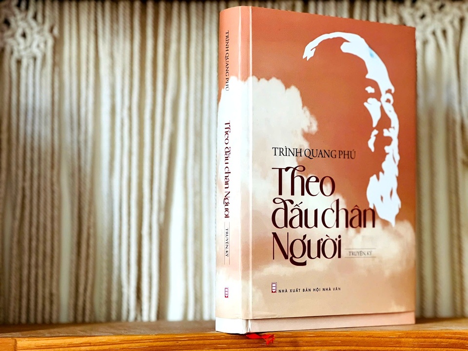 ho chi minh anh 5