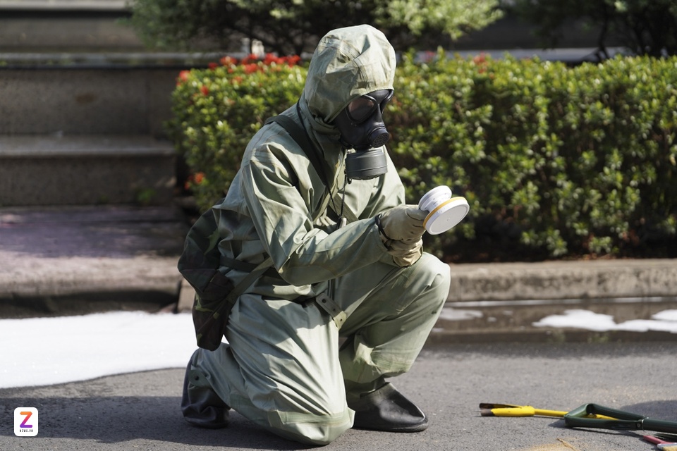 ung pho su co anh 10